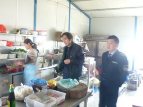 縣食品藥品監(jiān)管局開展旅游景點餐飲服務(wù)食品安全專項檢查，切實提升旅游服務(wù)品質(zhì)